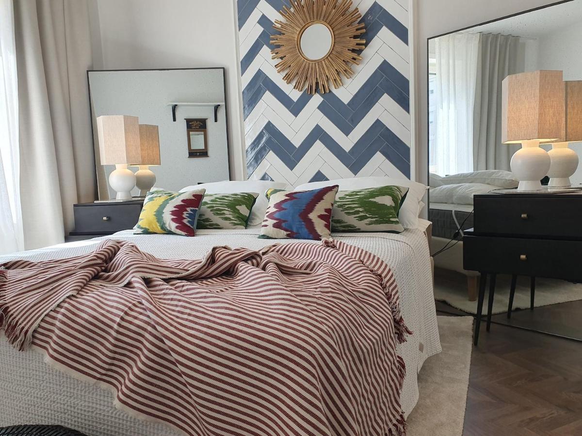 The Mirror Guesthouse - Terme Μεράνο Εξωτερικό φωτογραφία