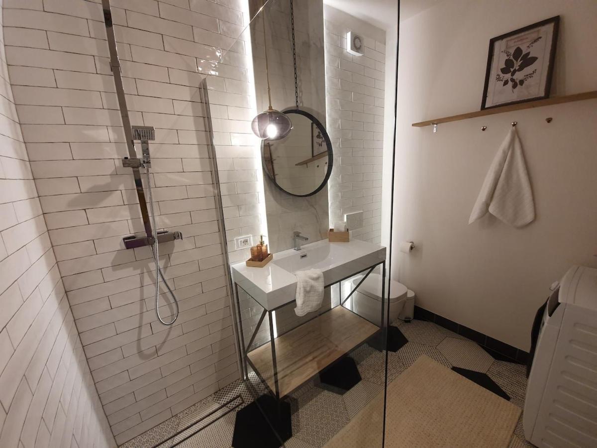 The Mirror Guesthouse - Terme Μεράνο Εξωτερικό φωτογραφία